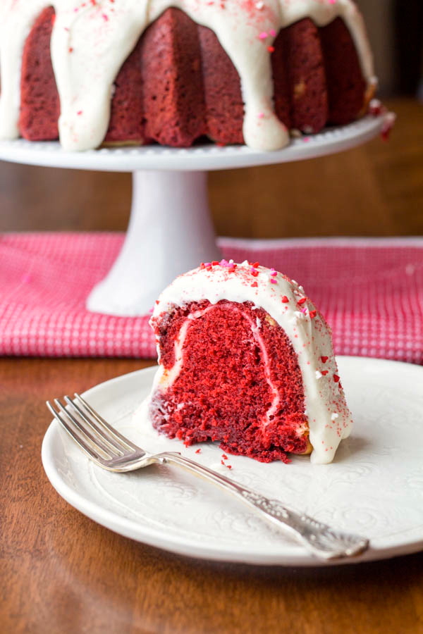 Red Velvet Bundt Cake with Cream Cheese Filling v
