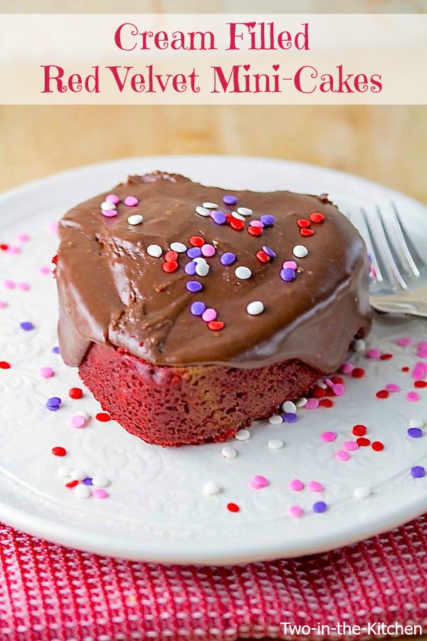 Cream Filled Red Velvet Mini-Cakes Two in the Kitchen vvv